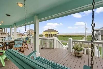 Image de Hot Tub! 5 Bedrooms - Tiki Bar - Beach Access, RnR Sea-Clusion