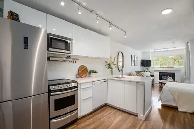 Image de Modern Studio, Great Location, Free Parking & Hot Tub