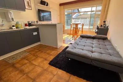 Image de Casa com Banheira há 4 Minutos do Centro