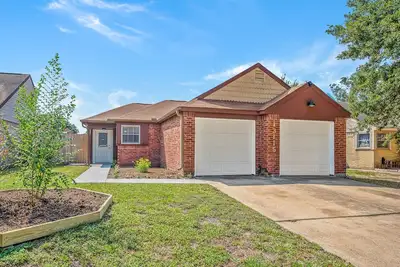 Image de Sweet Home V - Family Cozy House, 20 minutes to downtown, 20 minutes to Airport