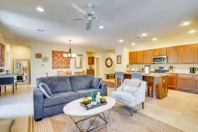 Image de Green Valley Townhome w/ Community Amenities!