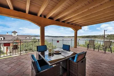 Image de Hacienda Vista Lago at Canyon Lake-5 min from lake