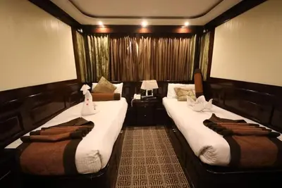 Image de River Boat - Double Room with Private Bathroom