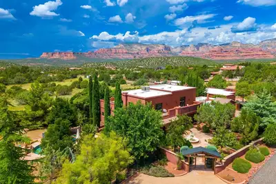 Image de Mystic Sunset by AvantStay | Thunder Mountain View + Pool, Driving Range, Casita