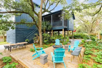 Image de Cozy Oasis w/ Pool steps from the Beach!