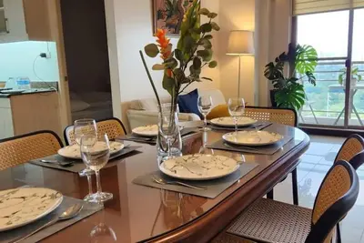 Image de Penthouse 2br Wi-Fi Pool Nr Golf Airport Fort Bgc\n