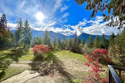 Image de *Eagles Nest* Luxury Mountain Chalet Retreat- Hot Tub * Pool Table * Spa Bath
