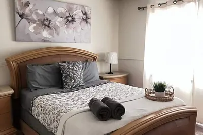 Image de Four bedroom home, Lots of space, Business class