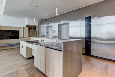 Image de Brandnew Luxury Condo Dix30