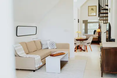 Image de Intimate Papaya Suite 1-bedroom at Award-Winning Shangri-La Bed & Breakfast
