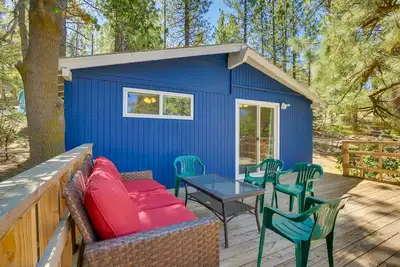 Image de Pet-Friendly Big Bear Cabin, Near Hiking & Skiing!