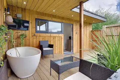 Image de de Luxe-Lodge-Salle de bain privée séparée-Summer Lodge