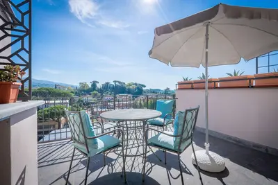 Image de Joli appartement pour 4 personnes avec piscine, Wifi, climatisation, Tv, terrasse et vue panoramique