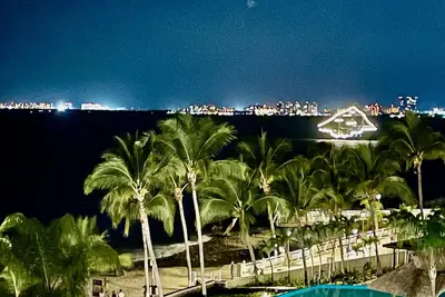 Image de Gorgeous Villas Vista Del Sol Ocean Front condo building. Spacious 2 bed, 2 ba.