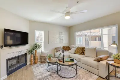 Image de Updated Scottsdale Condo w\/ Pool Access!