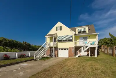Image de Harshaw Beach House - North End Oceanfront