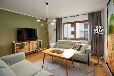 Image de Condominium-Weinsinnig-Classique-Salle de bain privée séparée-Vue historique