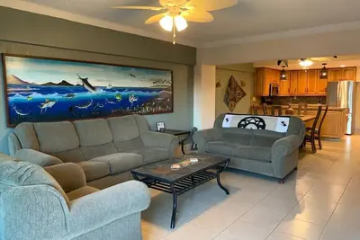 Image de Casa Pescador! Great 2 Bedroom Condo 1 block from Medano Beach Cabo San Lucas