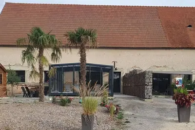 Image de Gîte rénové avec piscine couverte chauffée, spa, climatisation et équipements Pmr à Couzon