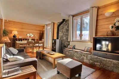 Image de Chalet 12 pers, sauna, jacuzzi, animaux admis, parking