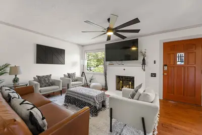 Image de Historic Home W/ Rv Hookups Dt Location