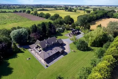 Image de Woodland Lodge luxury rural retreat, sleeps 10-14\n