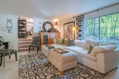 Image de Natures Calling, Hot Tub, Gas Fireplace close to Golf Course & Ski Resorts