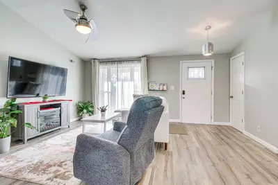 Image de Pet-Friendly Dayton Home w/ Grill, Walk to Park!