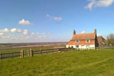 Coldharbour Cottage on a farm with fabulous views