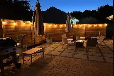 Image de Prickly Pear Paso - Winery Paradise and Downtown Fun!