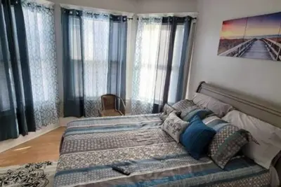 Image de Cozy 3 bedroom minutes from Yale and the beach
