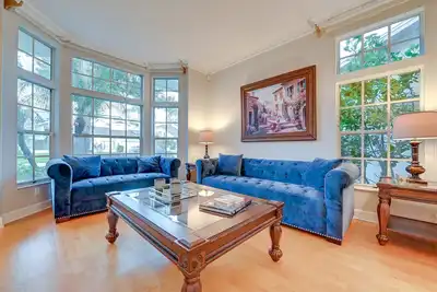 Image de Palm Harbor Vacation Rental: 7 Mi to Beach!