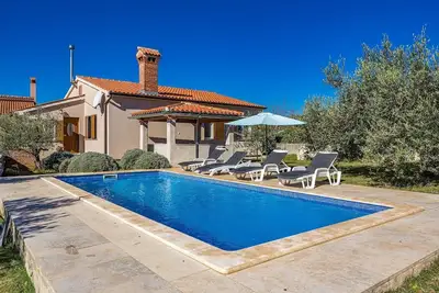 Image de New charming holiday home, in center of Istria
