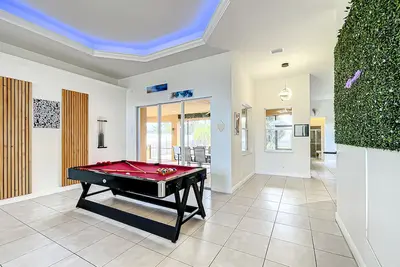 Image de Discover Your Oasis: Tropical Haven in Central Psl, Discover Your Oasis: Tropical Haven in Central P
