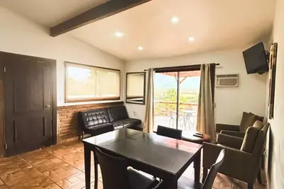 Cozy Cabin with Terrace and Panoramic View- Access to Pool