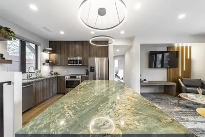 Image de 210 LaFave-Luxury Villa at Zion: Meridian Tower
