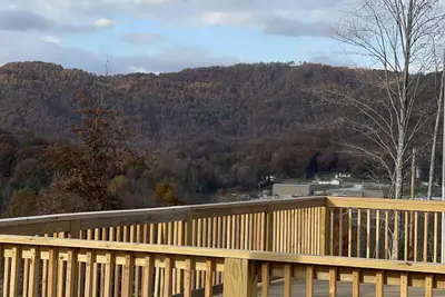 Image de Ride to many trails from our property.