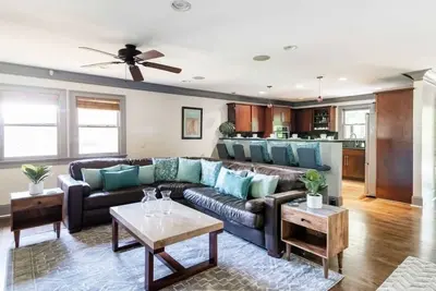 Image de Atlanta Forest Sanctuary by RedAwning