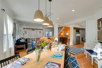 Image de Historic Bar Harbor Home ~ 2 Blocks to Main St!