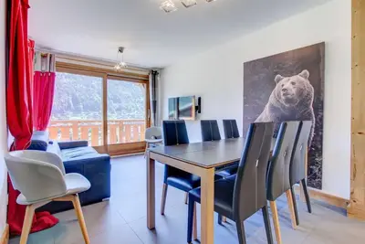 Image de À 50m des pistes de ski, 2ème étage, balcon, parking, télévision, 60m², Morzine