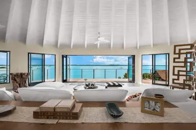 Image de Amazing Views-Private Beach, Pool, Guest House, Dock W/ Great Reviews!