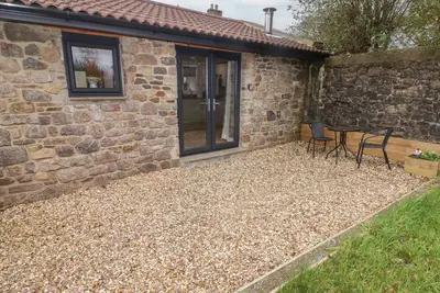 The Nest, romantic, with a garden in Amroth