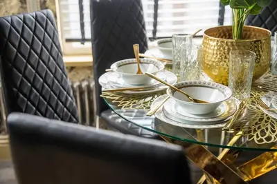 Image de Luxury Versace Sleeps10, HotTub, Pool Table, SkyTV