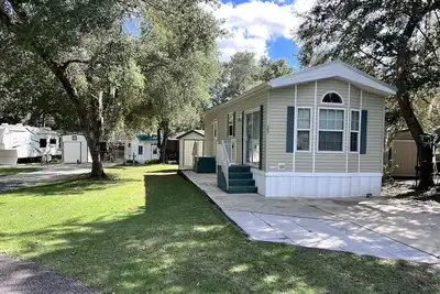 Image de Private lake community with boat ramp, beach and proximity to Springs & hiking