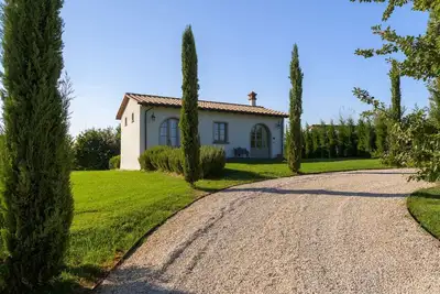Image de House in the heart of Tuscany with A\/C and pool!