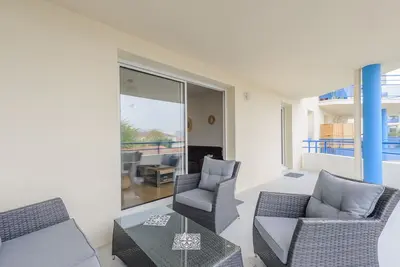 Image de Appartement Calme avec Grande Terrasse, Aytré, Proche Lac, 2 Pers.