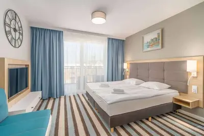 Bel Mare D331 | Atmospheric Studio | Parking