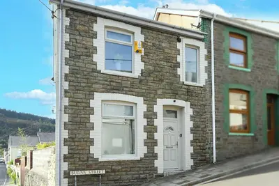 Image de Poet's Cottage: Breathtaking Aberdare Heritage