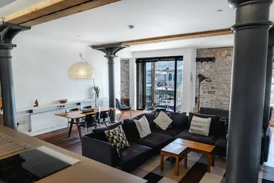 Image de 59 Mills Bakery-Appartement-de Luxe-Salle de bain privée séparée