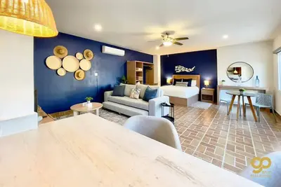 Image de Bright Studio | Kitchen | Ac | Steps to the Beach